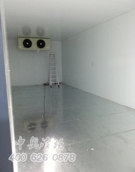 中奧冷柜廠(chǎng)家與平湖華南城18米雙溫冷庫(kù)3合作案例